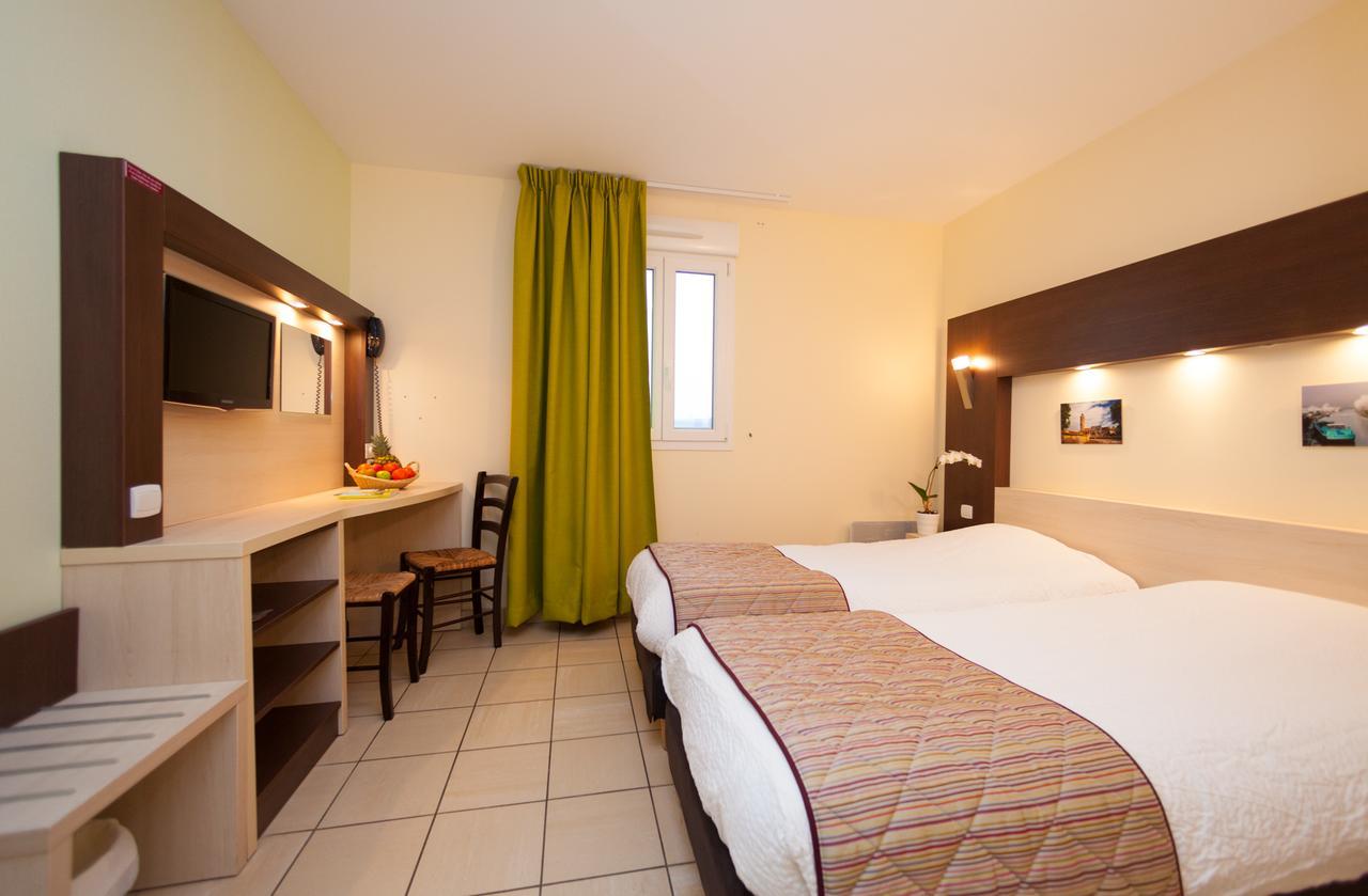 Jum'hotel Saints-Geosmes Exterior foto